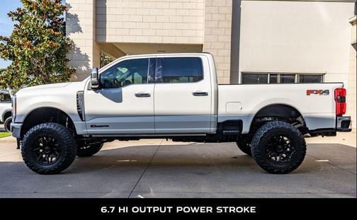Star White Metallic Tri-Coat 2024 Ford F-250 King Ranch