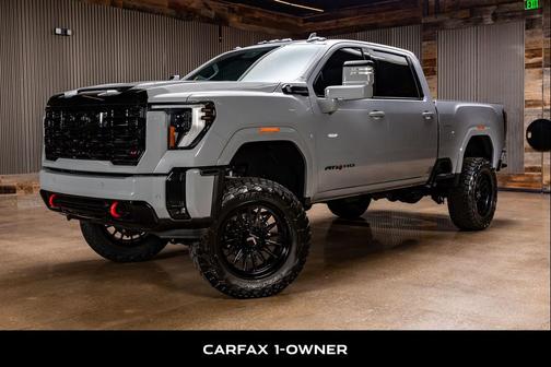 2024 GMC Sierra 2500 AT4