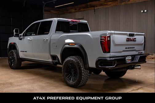 2025 GMC Sierra 2500 AT4X