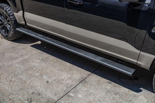 Agate Black Metallic 2025 Ford F-150 King Ranch