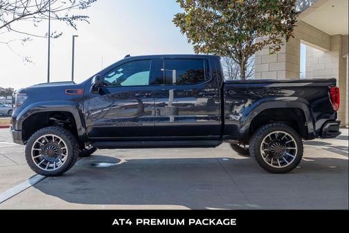 2023 GMC Sierra 1500 AT4