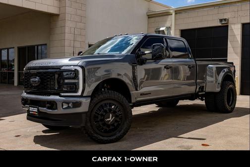 Carbonized Gray Metallic 2025 Ford F-350 Platinum