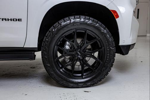 Iridescent Pearl Tricoat 2023 Chevrolet Tahoe 4WD High Country