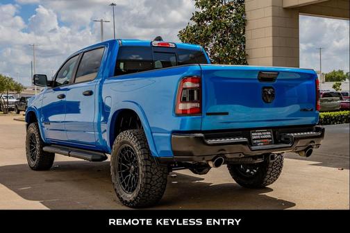 Hydro Blue Pearlcoat 2023 RAM 1500 Big Horn/Lone Star