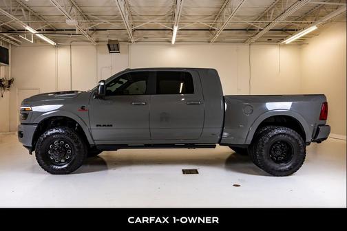 Ceramic Gray Clearcoat 2026 RAM 3500 Limited Mega Cab 4x4 6'4' Box