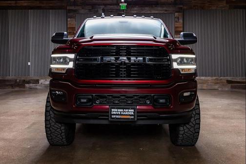 2021 RAM 2500 Big Horn Crew Cab 4x4 6'4' Box