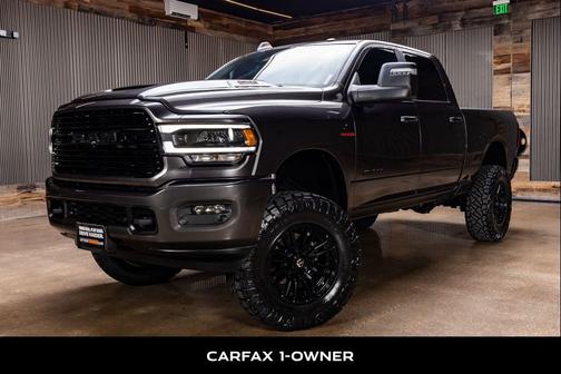 Granite Crystal Metallic Clearcoat 2024 RAM 2500 Laramie Crew Cab 4x4 6'4' Box