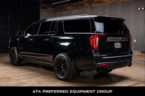 2022 GMC Yukon XL 4WD AT4