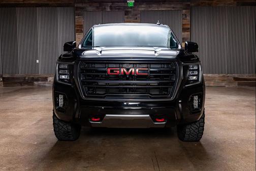 2022 GMC Yukon XL 4WD AT4