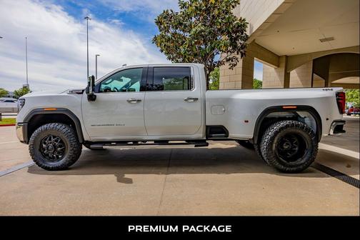 Summit White 2024 GMC Sierra 3500 SLT