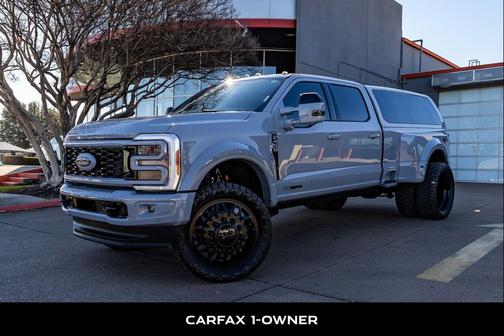 2025 Ford F-450 Platinum