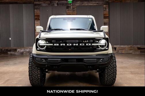 Desert Sand 2026 Ford Bronco Outer Banks