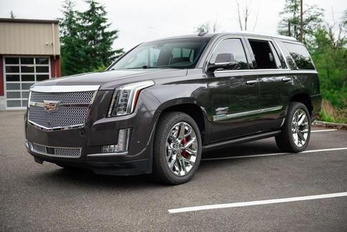 Dark Granite Metallic 2018 Cadillac Escalade Platinum