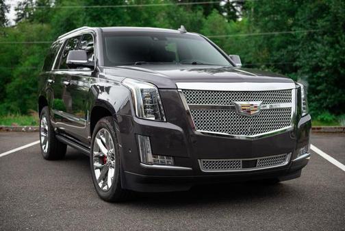 Dark Granite Metallic 2018 Cadillac Escalade Platinum