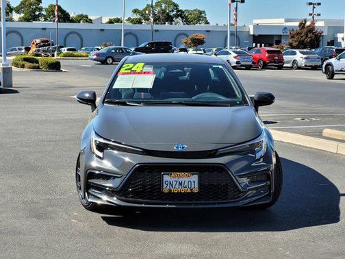 2024 Toyota Corolla Hybrid LE