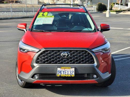 2024 Toyota Corolla Cross XLE