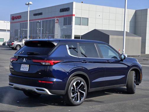 2024 Mitsubishi Outlander SE 2.5 2WD