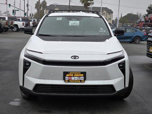 2026 Toyota bZ XLE Plus