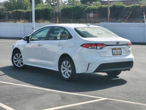 2023 Toyota Corolla Hybrid LE