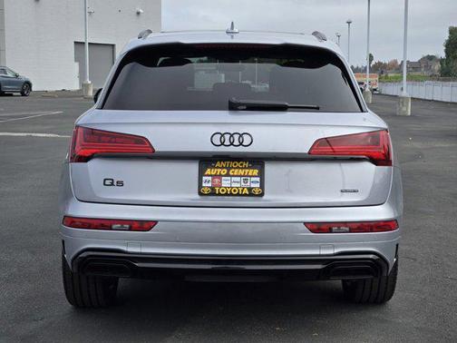 2024 Audi Q5 55 S line Prestige