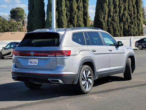 2024 Volkswagen Atlas 2.0T SE w/Technology 4MOTION