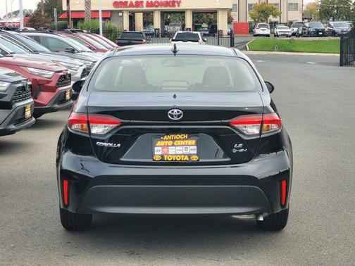 2026 Toyota Corolla Hybrid LE