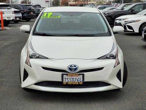 2016 Toyota Prius Two