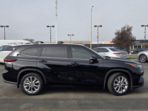 2024 Toyota Highlander Limited