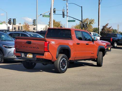 2025 Toyota Tacoma TRD Off Road