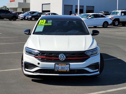 2019 Volkswagen Jetta GLI 2.0T S