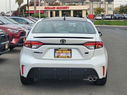 2026 Toyota Corolla SE