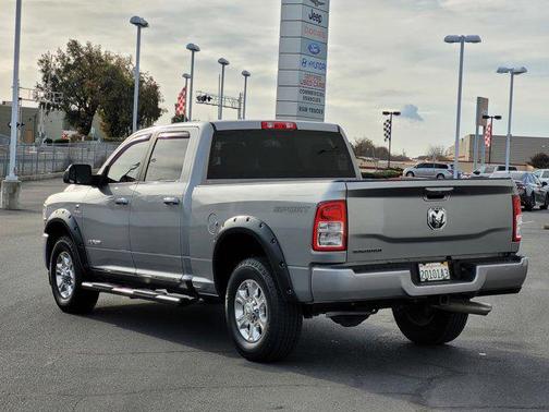 2019 RAM 2500 Big Horn Crew Cab 4x2 6'4' Box