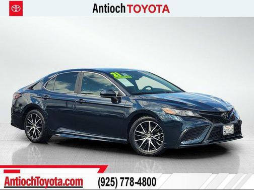 2021 Toyota Camry SE