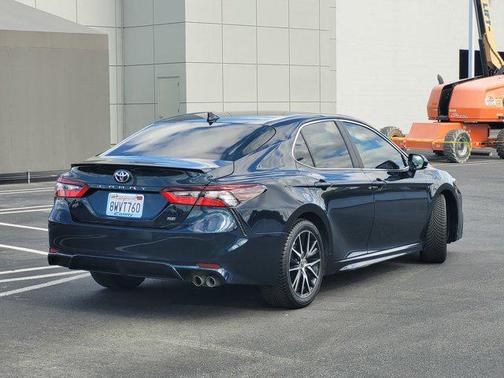 2021 Toyota Camry SE