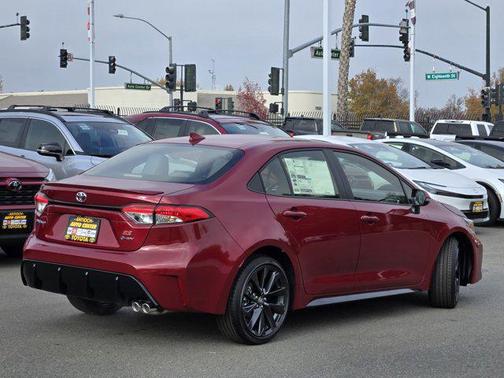 2026 Toyota Corolla Hybrid SE