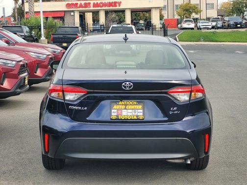 2026 Toyota Corolla Hybrid LE