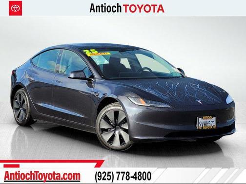 2025 Tesla Model 3 Standard Range