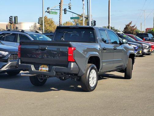 2025 Toyota Tacoma SR