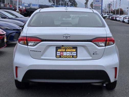 2026 Toyota Corolla Hybrid LE