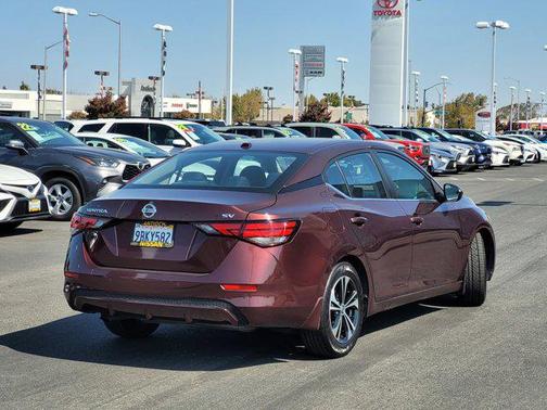 2022 Nissan Sentra SV