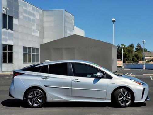 2021 Toyota Prius Limited