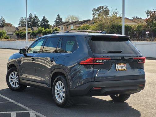 2024 Toyota Grand Highlander Hybrid XLE