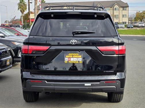 2026 Toyota Sequoia SR5