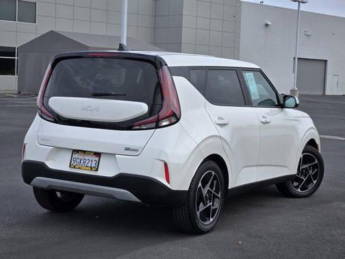 2023 Kia Soul EX