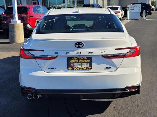 2026 Toyota Camry SE