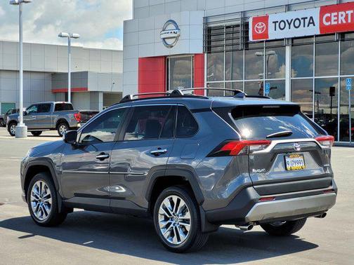2021 Toyota RAV4 Limited
