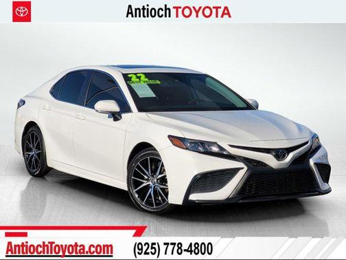 2022 Toyota Camry 