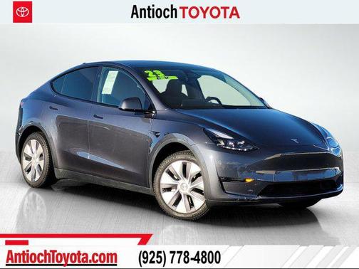 2023 Tesla Model Y RWD