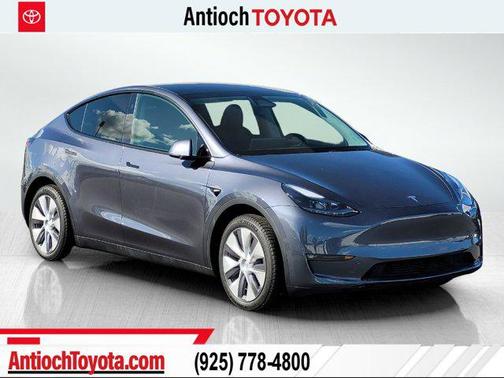 2023 Tesla Model Y RWD