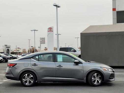 2023 Nissan Sentra SV